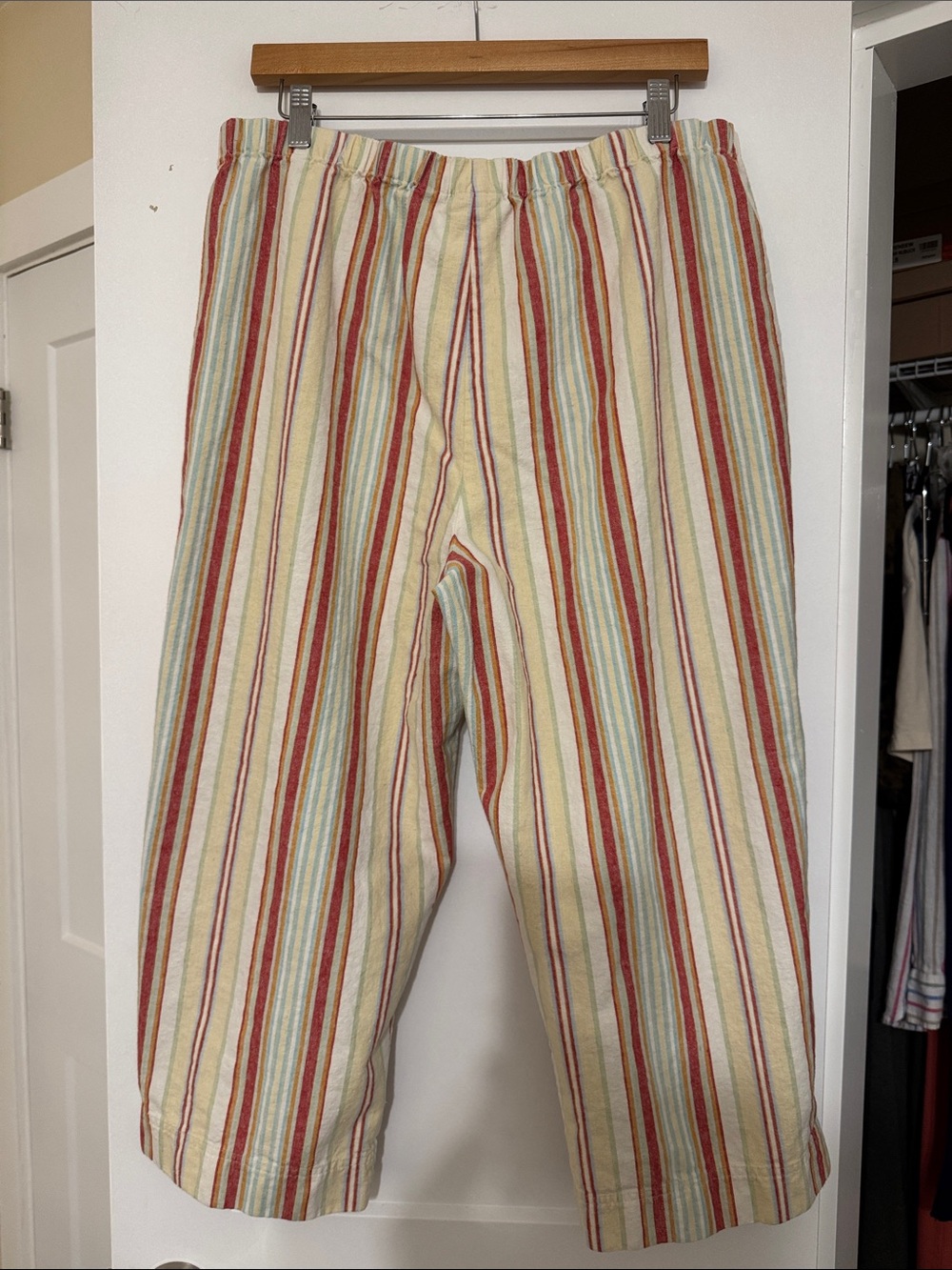 Chico’s Linen Blend Striped Cropped Pull On Pants Sz 3 XL - Picture 6 of 7